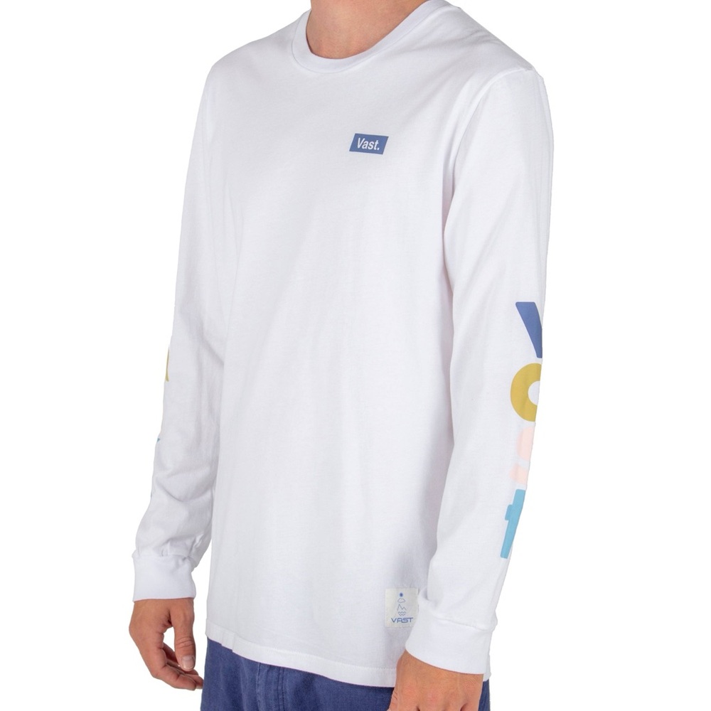 Vast Long Sleeve Tee Size Small NWT